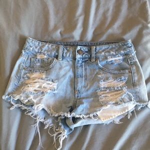 American Eagle Highwaisted Shorts